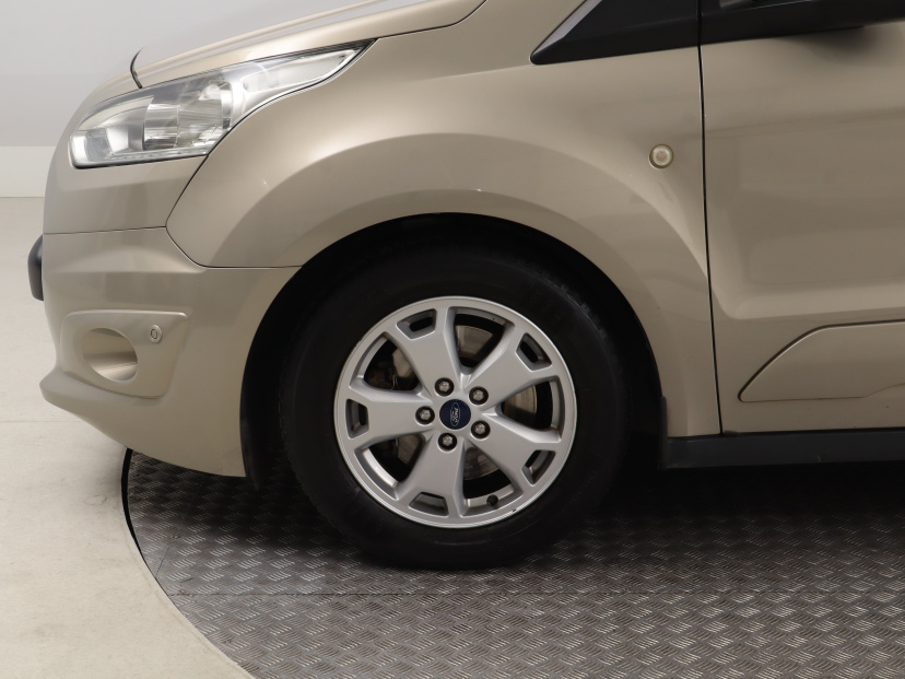 Ford Tourneo Connect, 2015