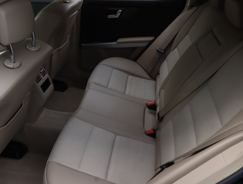 Mercedes-Benz GLK, 2010