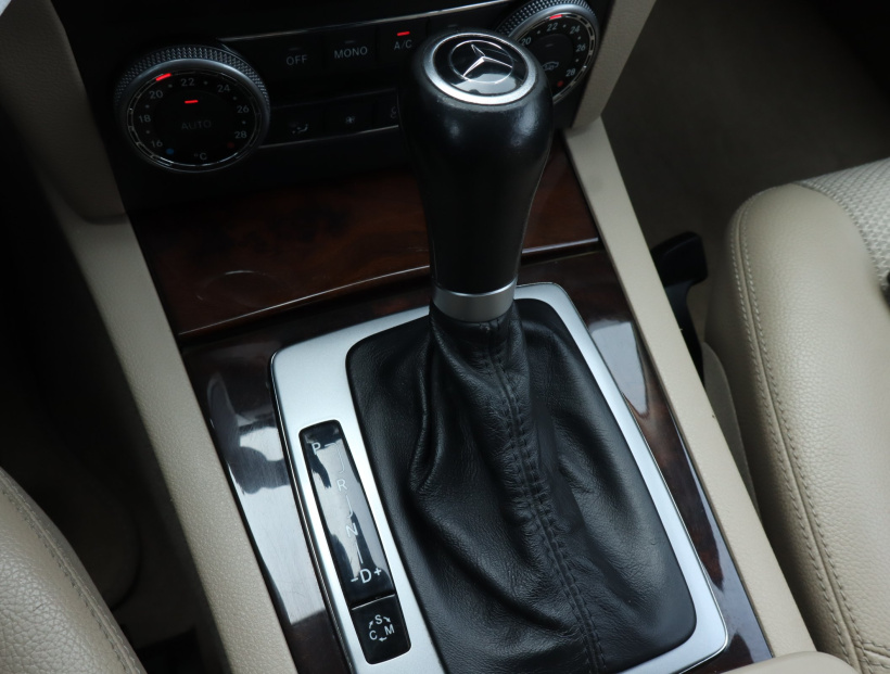 Mercedes-Benz GLK, 2010