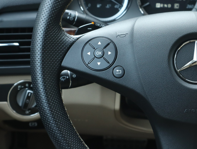 Mercedes-Benz GLK, 2010