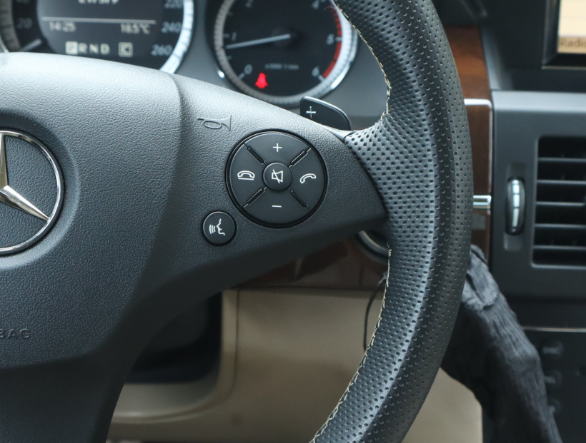 Mercedes-Benz GLK, 2010