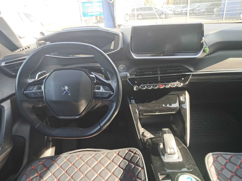 Peugeot 2008, 2021