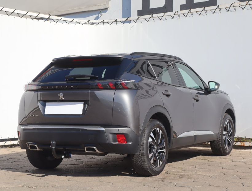 Peugeot 2008, 2021