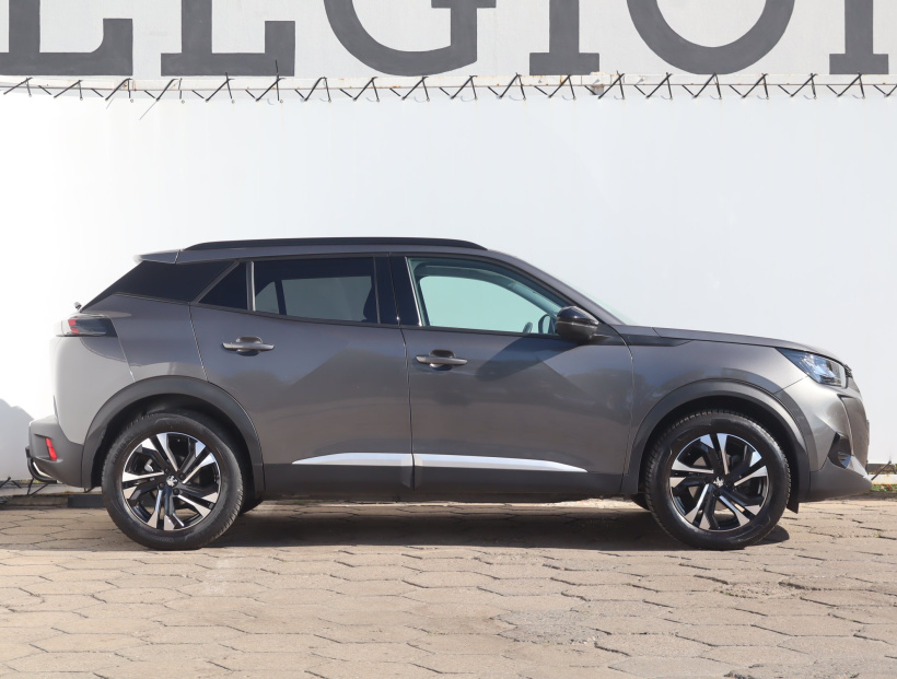 Peugeot 2008, 2021