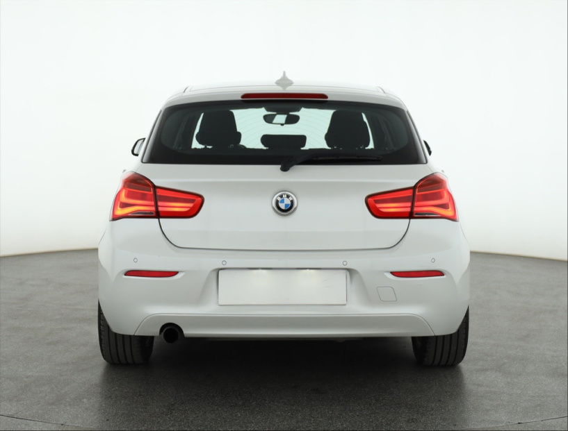 BMW 1, 2016