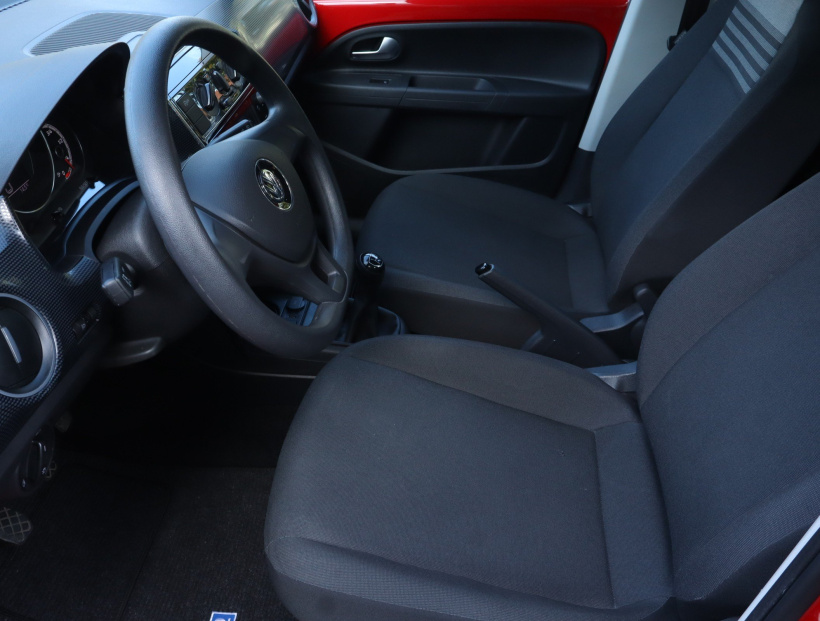 Volkswagen Up!, 2019
