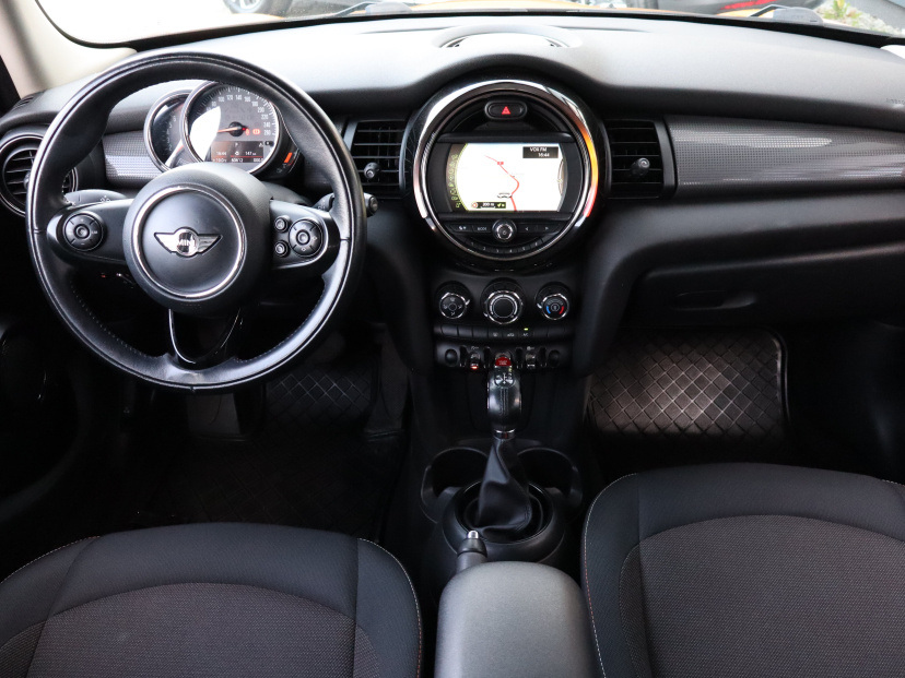 MINI 5-door, 2017
