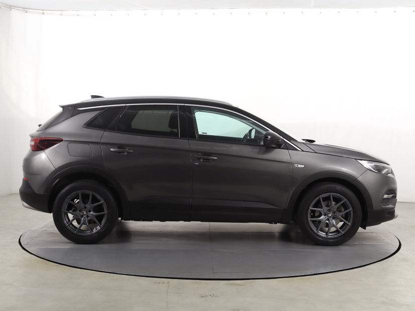 Opel Grandland, 2018