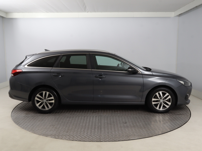 Hyundai i30, 2019