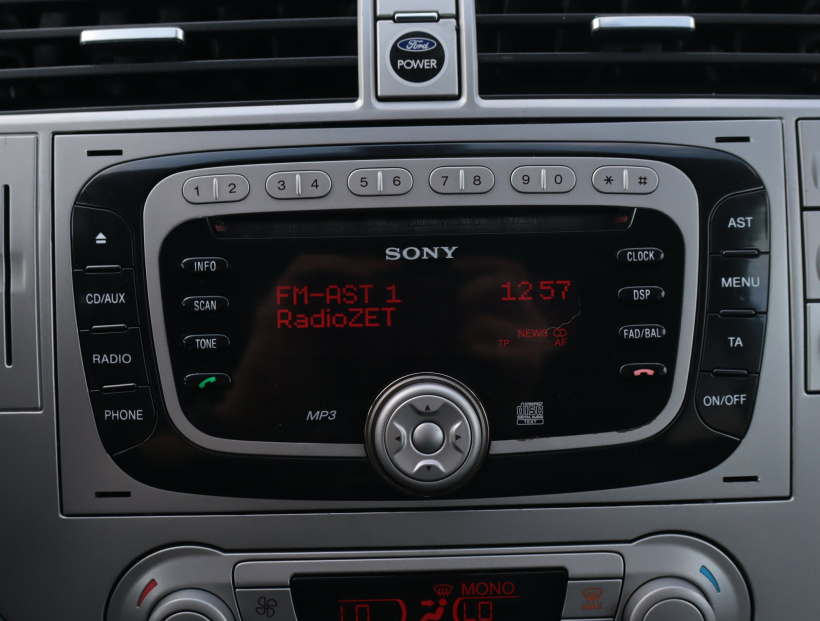 Ford Kuga, 2009
