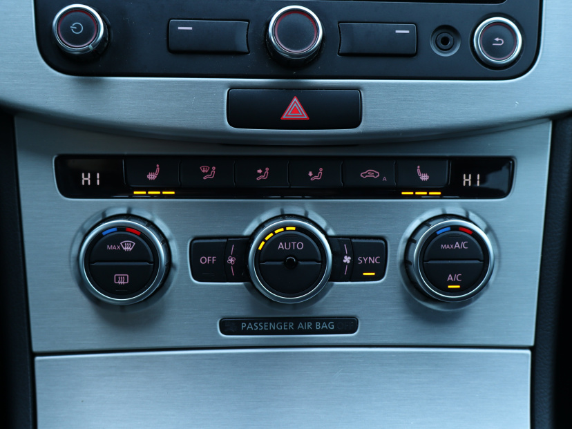 Volkswagen Passat, 2012