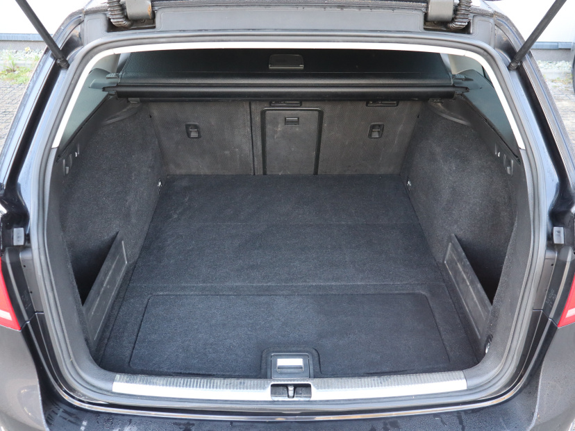 Volkswagen Passat, 2012