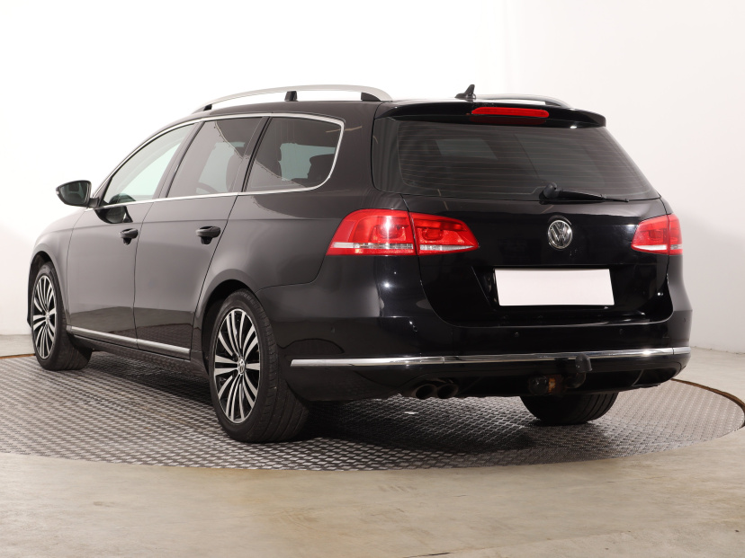 Volkswagen Passat, 2012