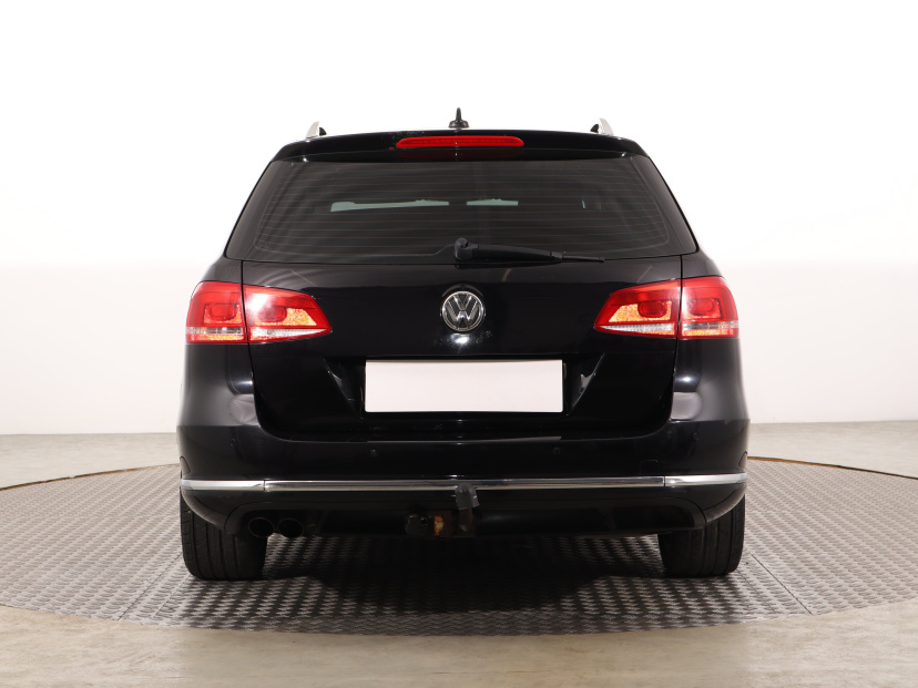 Volkswagen Passat, 2012