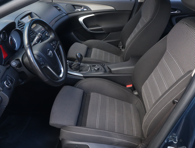 Opel Insignia, 2013