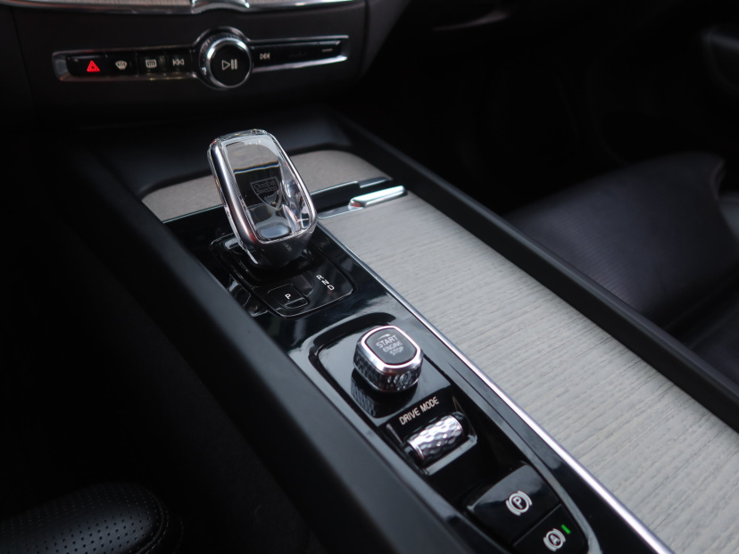 Volvo XC60, 2021