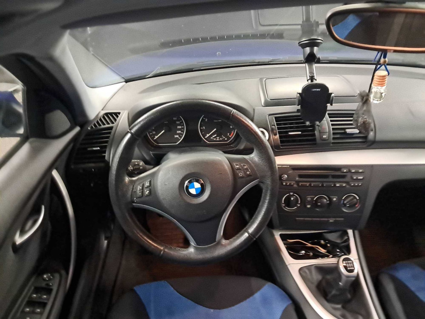 BMW 1, 2009