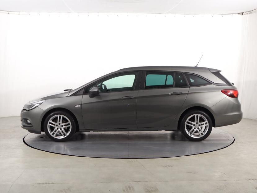 Opel Astra, 2018