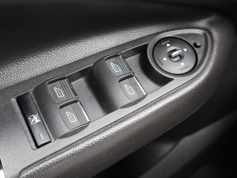 Ford Kuga, 2013