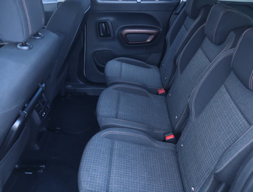 Peugeot Rifter, 2019