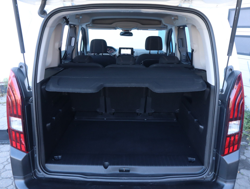 Peugeot Rifter, 2019