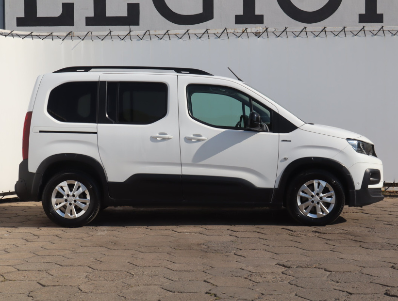 Peugeot Rifter, 2019