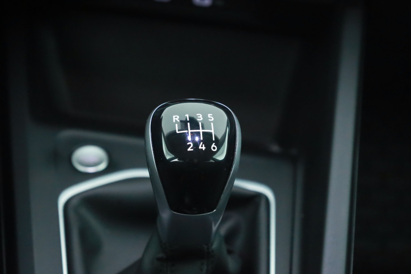 Volkswagen Golf, 2022