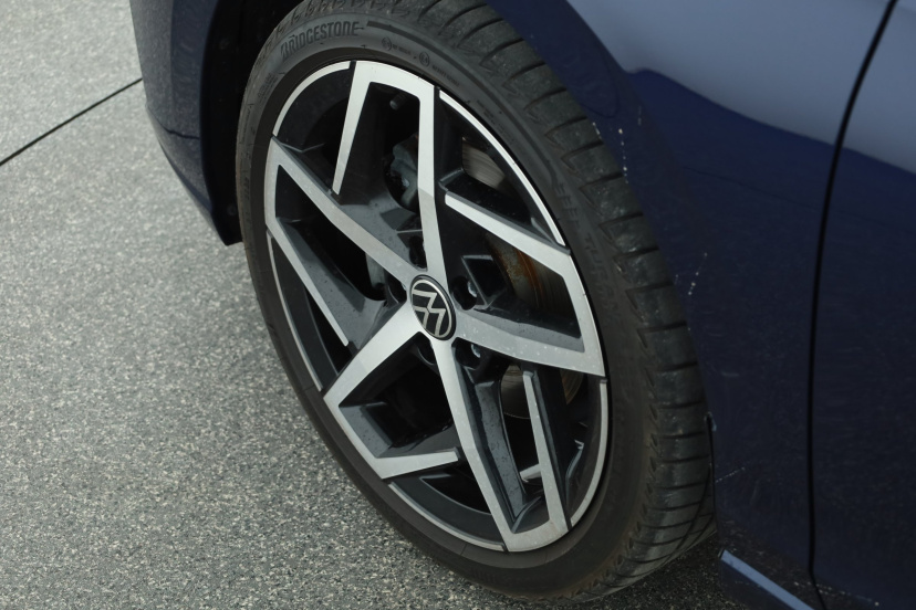 Volkswagen Golf, 2022