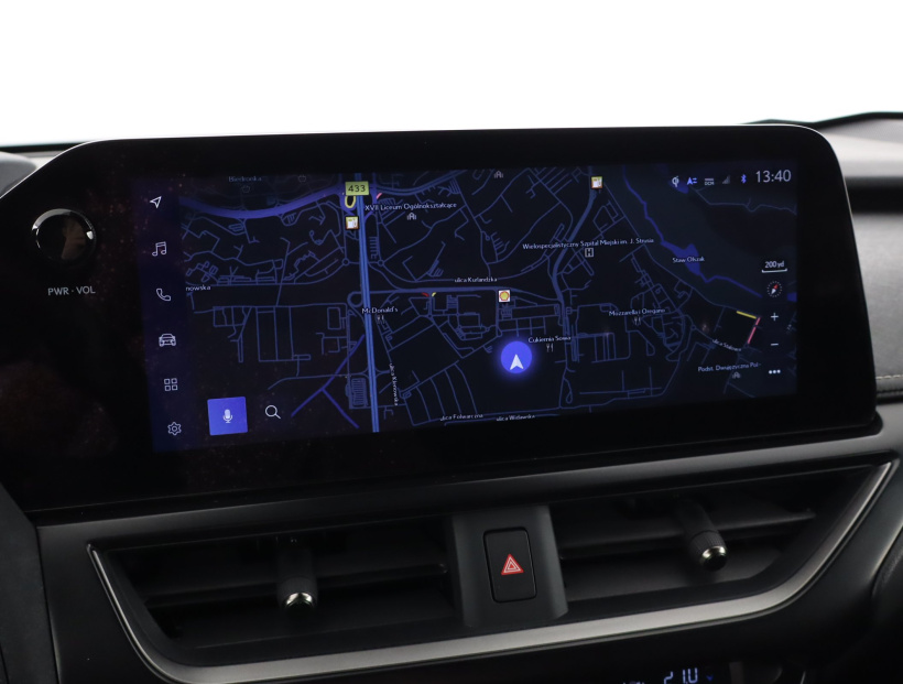 Lexus UX, 2024