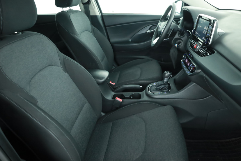 Hyundai i30, 2023