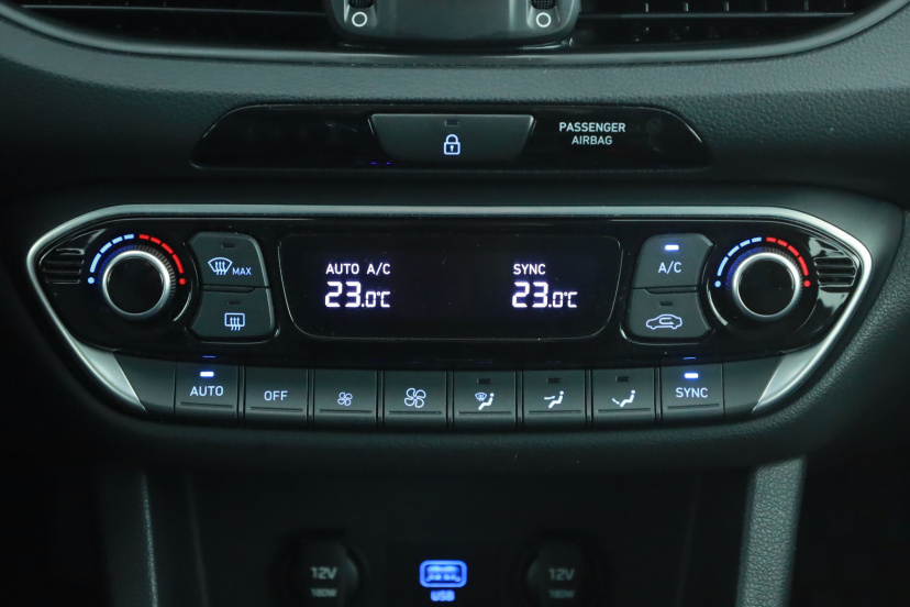 Hyundai i30, 2023
