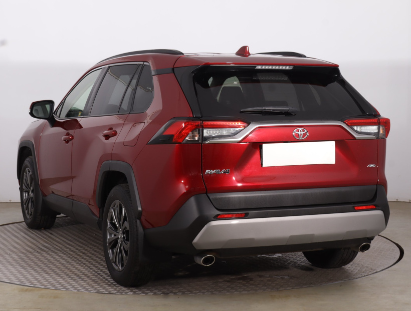 Toyota RAV 4, 2022