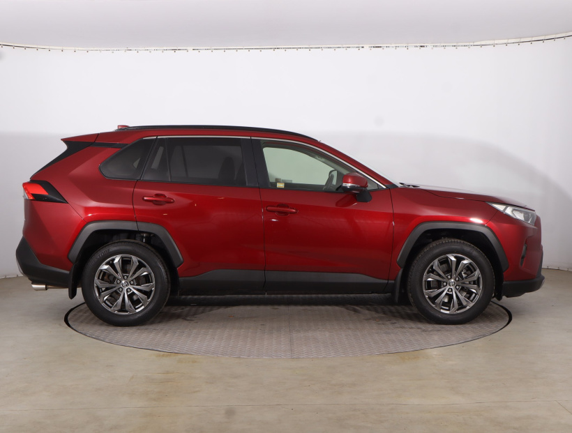Toyota RAV 4, 2022