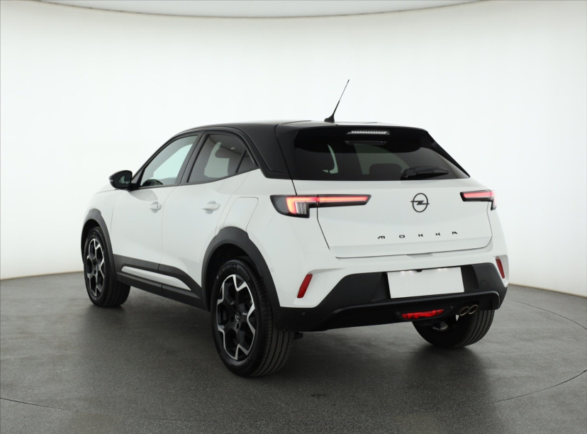 Opel Mokka, 2021