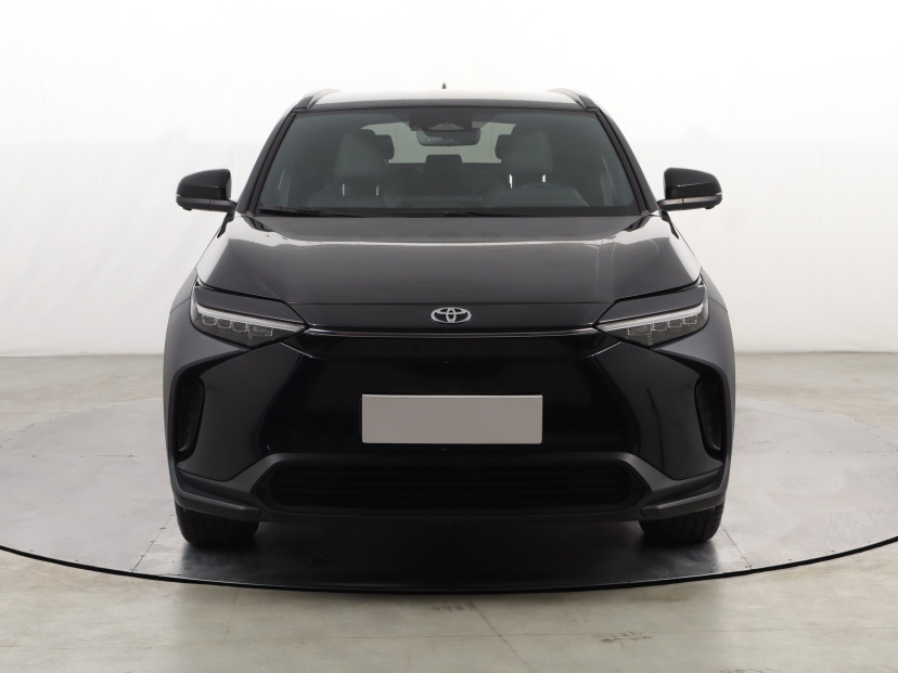 Toyota bZ4X, 2022