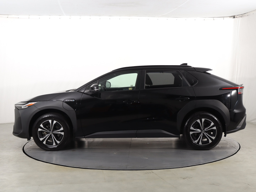 Toyota bZ4X, 2022
