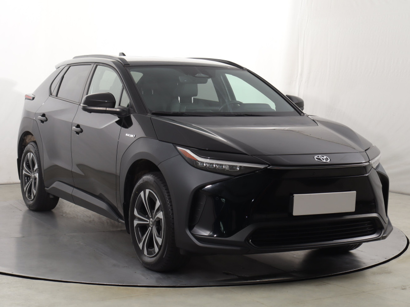 Toyota bZ4X, 2022