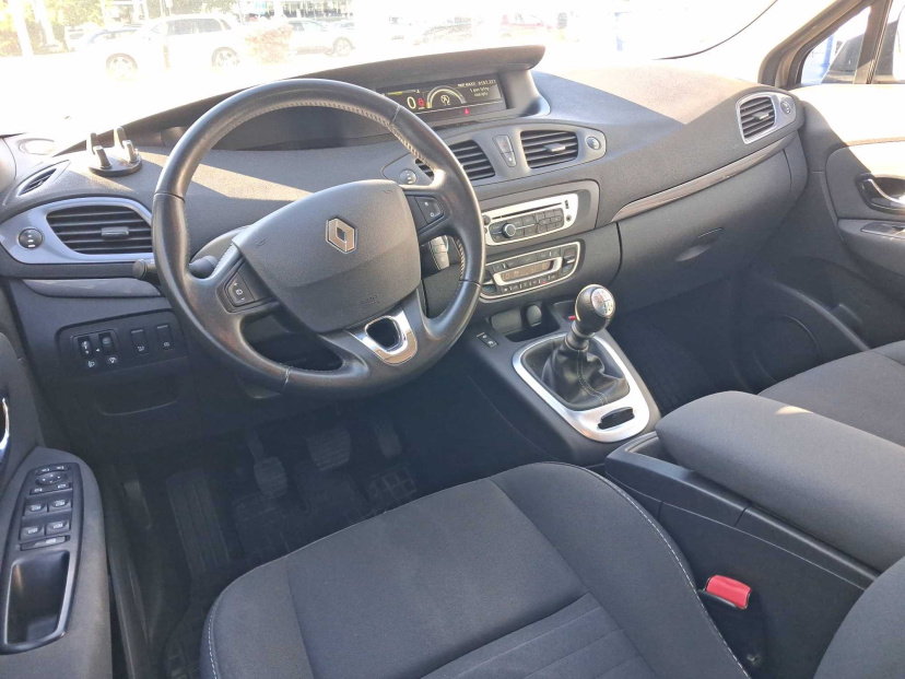 Renault Grand Scenic, 2016