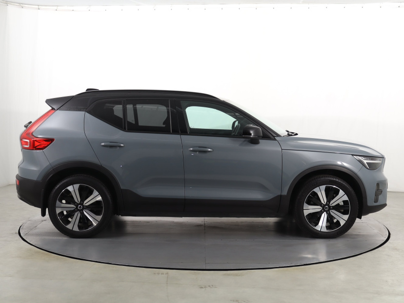 Volvo XC40, 2022