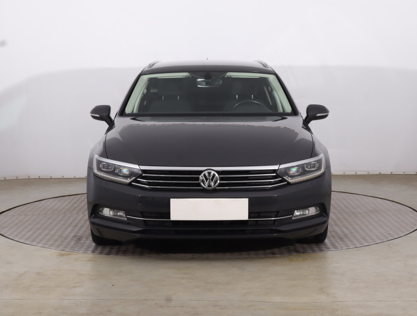 Volkswagen Passat, 2018