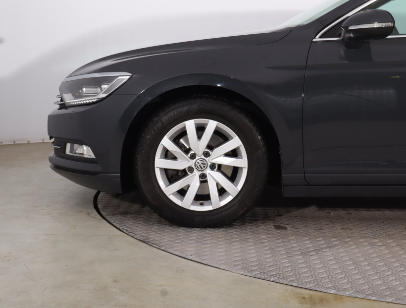 Volkswagen Passat, 2018