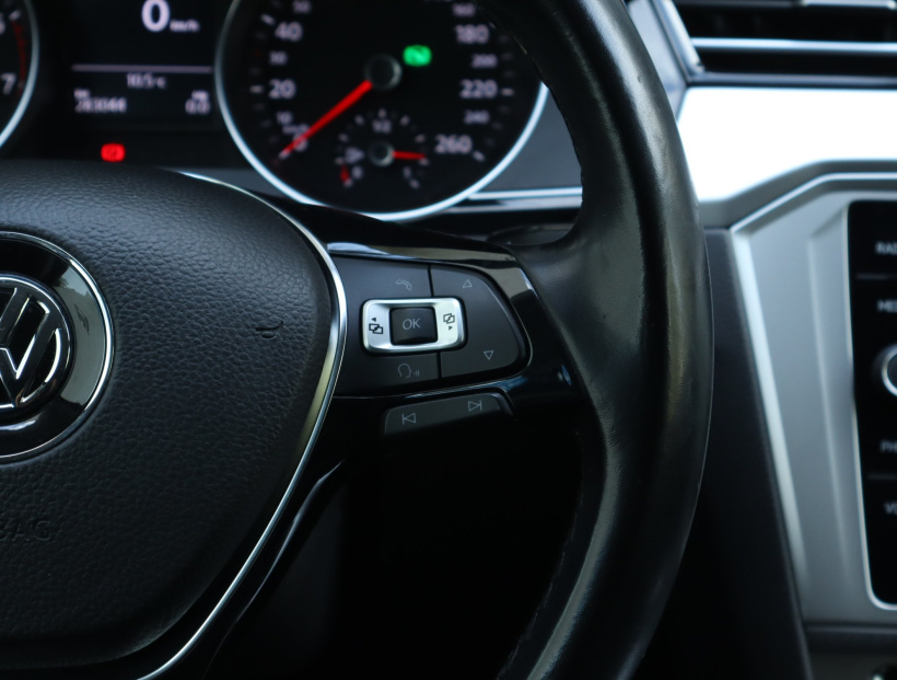 Volkswagen Passat, 2018