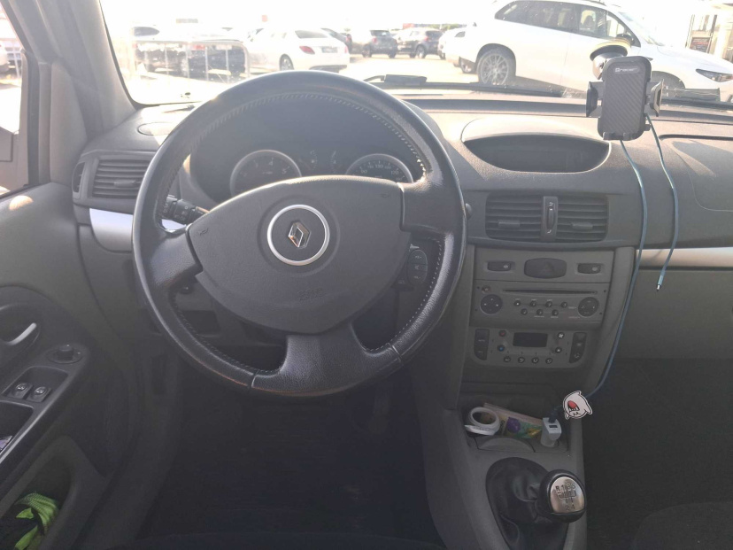 Renault Thalia, 2010