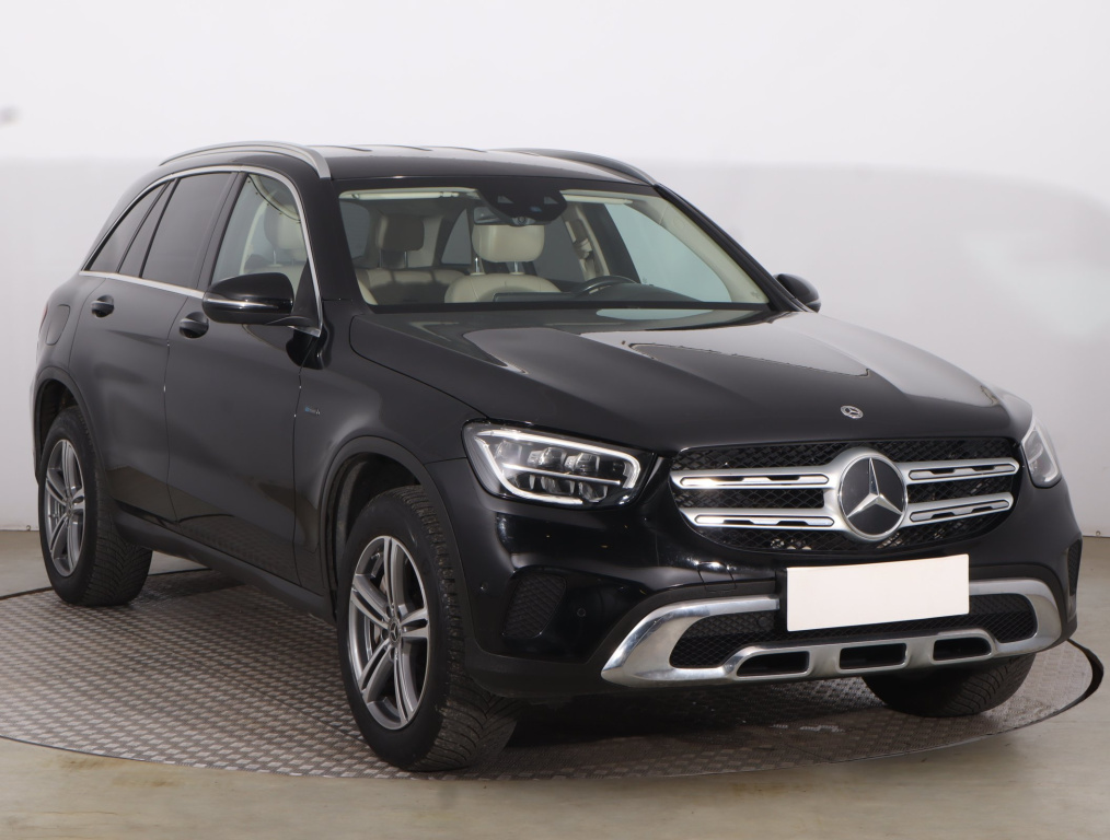 Mercedes-Benz GLC 300 e 4MATIC