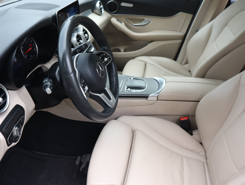 Mercedes-Benz GLC, 2020