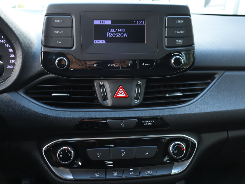 Hyundai i30, 2022