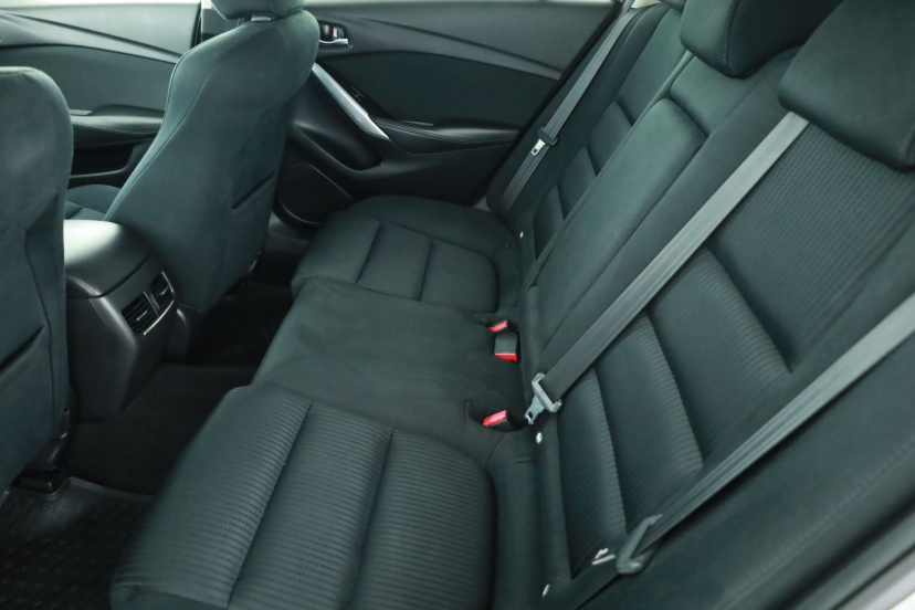 Mazda 6, 2015