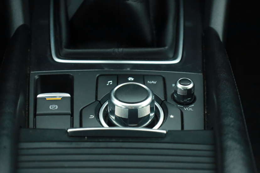 Mazda 6, 2015