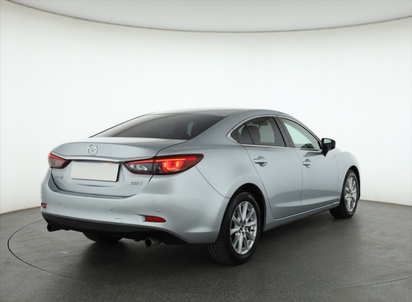 Mazda 6, 2015