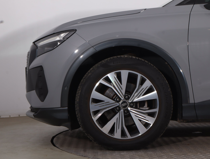 Audi Q4 e-tron, 2022